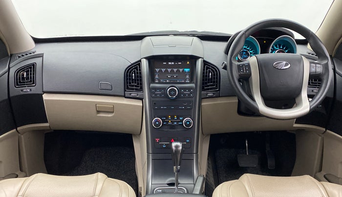 2016 Mahindra XUV500 W8 FWD AT, Diesel, Automatic, 52,369 km, Dashboard
