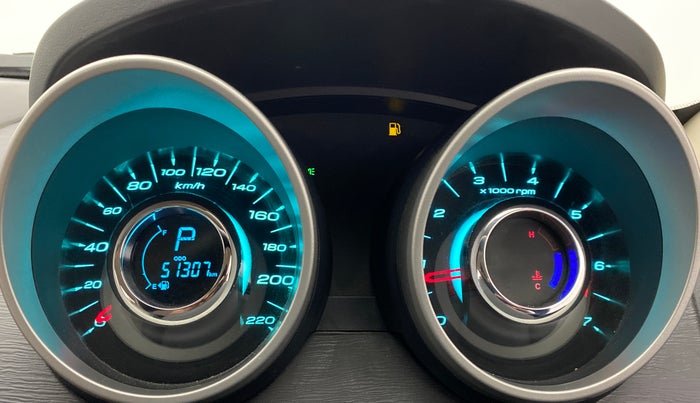 2016 Mahindra XUV500 W8 FWD AT, Diesel, Automatic, 52,369 km, Odometer Image