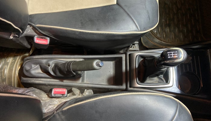 2016 Tata Zest XMS PETROL, Petrol, Manual, 80,553 km, Gear Lever