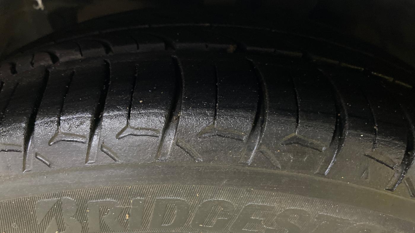 2016 Tata Zest XMS PETROL, Petrol, Manual, 80,107 km, Left Front Tyre Tread