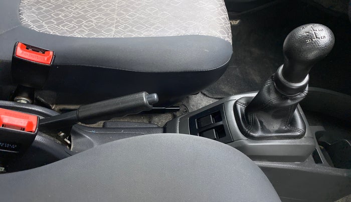 2018 Maruti Alto 800 LXI, Petrol, Manual, 25,646 km, Gear Lever