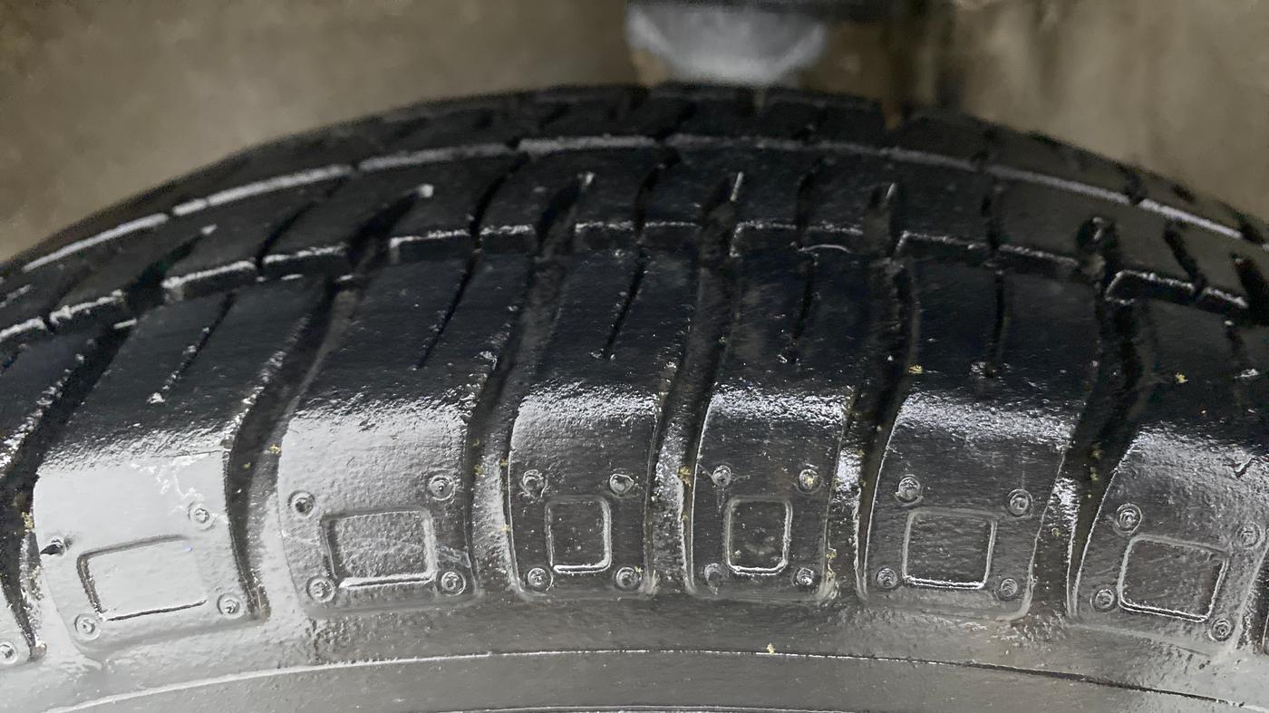 2018 Maruti Alto 800 LXI, Petrol, Manual, 25,646 km, Left Front Tyre Tread