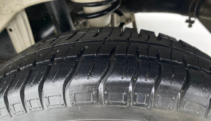 2018 Maruti Alto 800 LXI, Petrol, Manual, 25,646 km, Left Rear Tyre Tread
