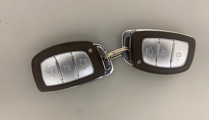 2021 Hyundai GRAND I10 NIOS ASTA 1.2 KAPPA VTVT, Petrol, Manual, 16,434 km, Key Close Up