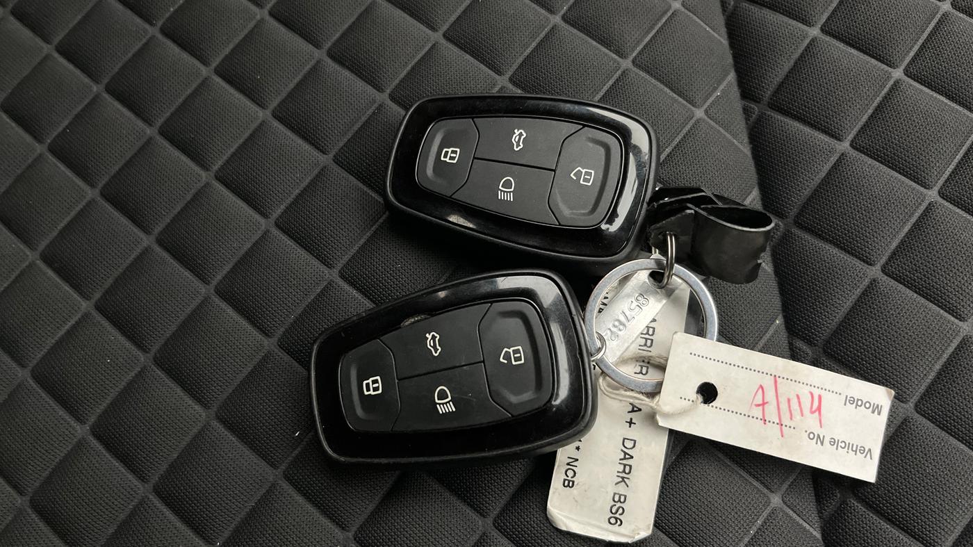 2021 Tata Harrier XTA 2.0L KRYOTEC PLUS, Diesel, Automatic, 43,521 km, Key Close Up