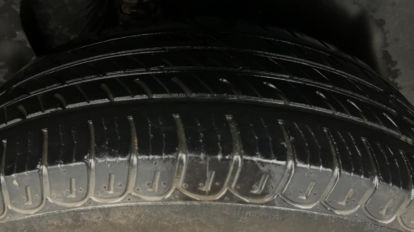 2021 Tata Harrier XTA 2.0L KRYOTEC PLUS, Diesel, Automatic, 43,521 km, Left Rear Tyre Tread