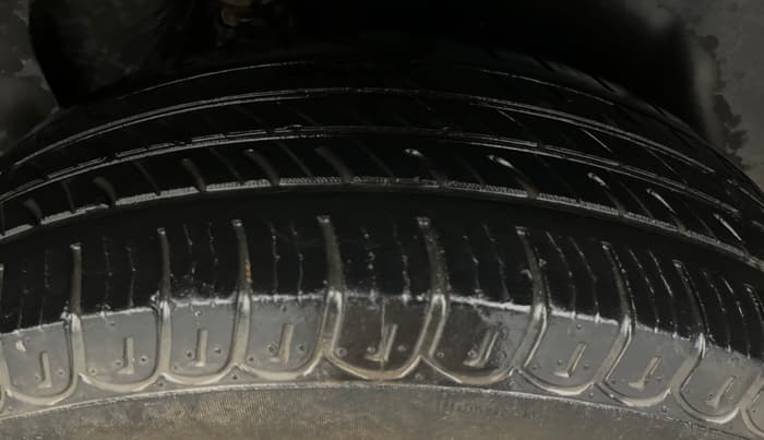 2021 Tata Harrier XTA 2.0L KRYOTEC PLUS, Diesel, Automatic, 43,451 km, Left Rear Tyre Tread