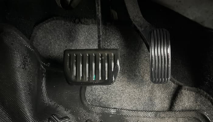 2021 Tata Harrier XTA 2.0L KRYOTEC PLUS, Diesel, Automatic, 43,451 km, Pedals