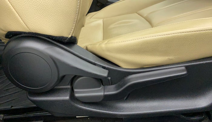 2020 Honda City ZX CVT, Petrol, Automatic, 51,409 km, Driver Side Adjustment Panel