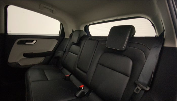 2023 Tata ALTROZ XZ PLUS DIESEL, Diesel, Manual, 4,097 km, Right Side Rear Door Cabin