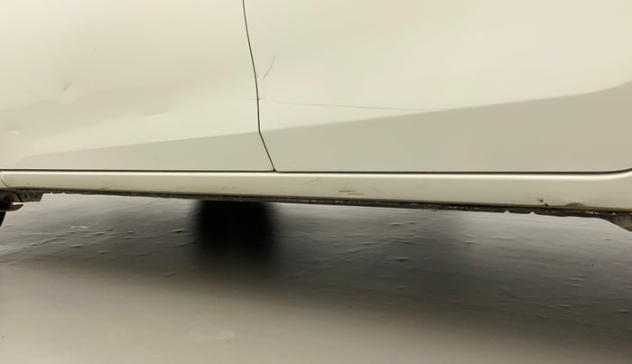 2016 Toyota Corolla Altis G PETROL, Petrol, Manual, 89,921 km, Left running board - Minor scratches