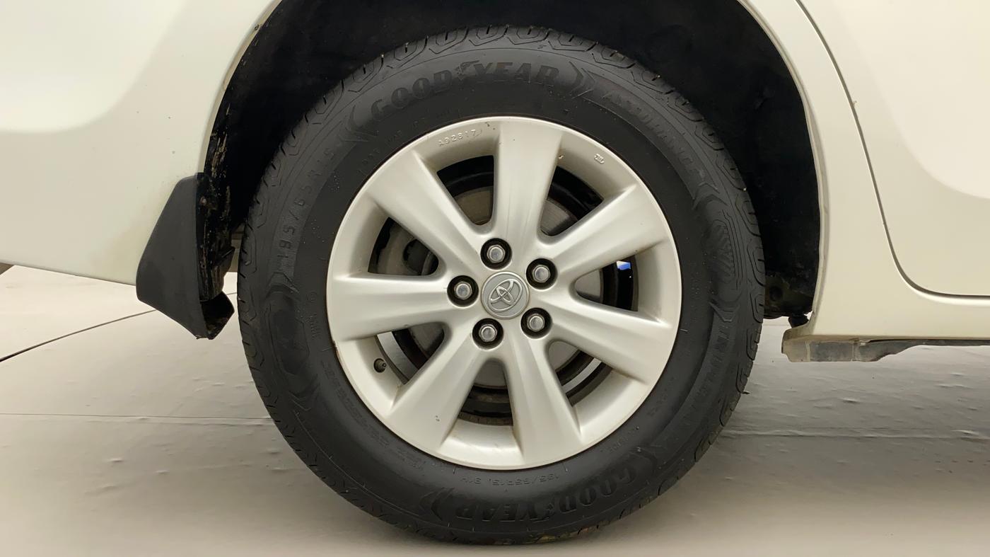 2016 Toyota Corolla Altis G PETROL, Petrol, Manual, 89,921 km, Right Rear Wheel