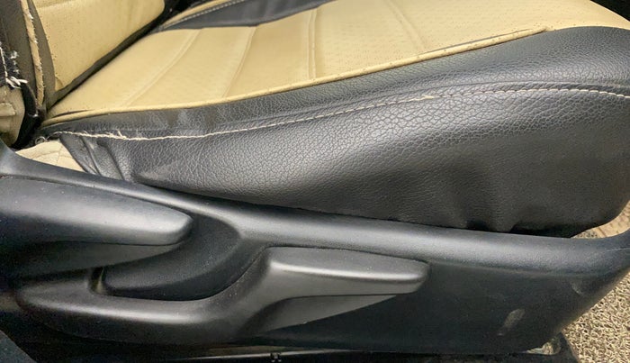 2016 Toyota Corolla Altis G PETROL, Petrol, Manual, 89,921 km, Driver Side Adjustment Panel