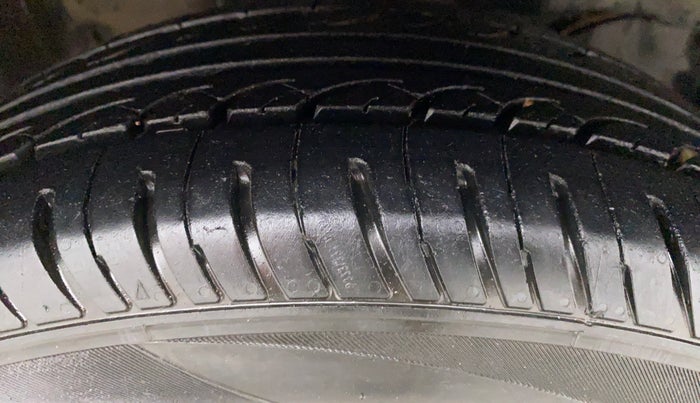 2018 Honda Amaze 1.5 VXMT I DTEC, Diesel, Manual, 46,421 km, Right Front Tyre Tread