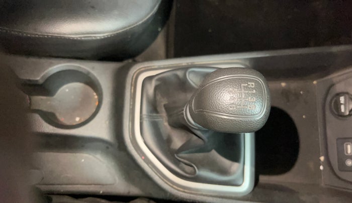 2016 Hyundai Creta E PLUS 1.6 PETROL, Petrol, Manual, 44,972 km, Gear Lever