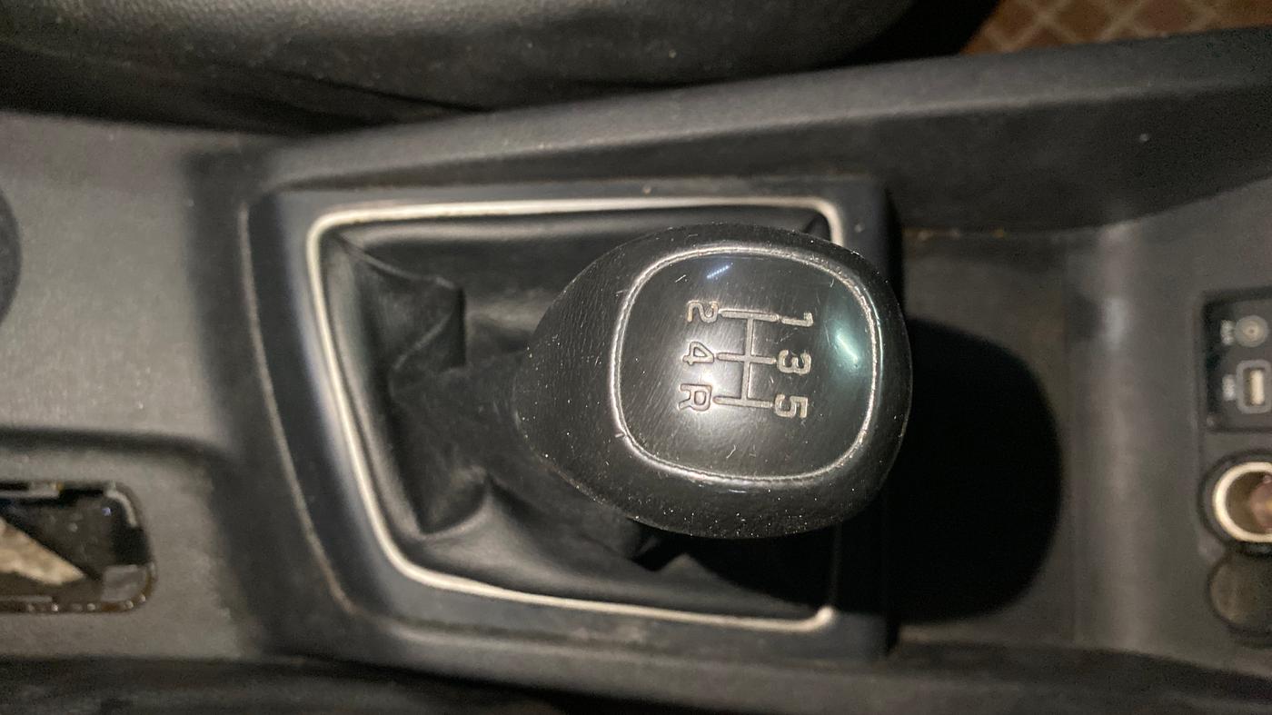 2018 Hyundai Elite i20 MAGNA EXECUTIVE 1.2, Petrol, Manual, 86,728 km, Gear Lever