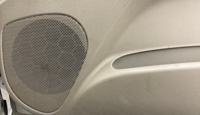 2016 Maruti Celerio VXI AGS, Petrol, Automatic, 69,409 km, Speaker
