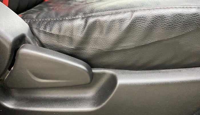 2019 Datsun Redi Go T(O) 1.0, Petrol, Manual, 53,881 km, Driver Side Adjustment Panel
