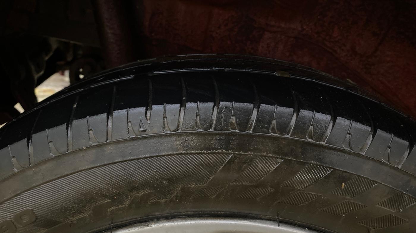 2015 Maruti Wagon R Stingray VXI, Petrol, Manual, 56,523 km, Right Rear Tyre Tread