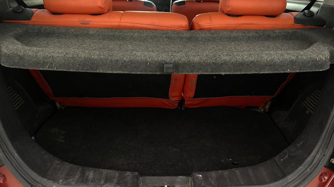 2015 Maruti Wagon R Stingray VXI, Petrol, Manual, 56,523 km, Boot Inside