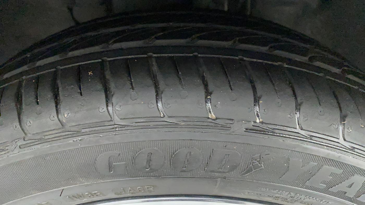 2021 Tata TIGOR 1.2 XZA+ RTN, Petrol, Automatic, 4,869 km, Right Front Tyre Tread
