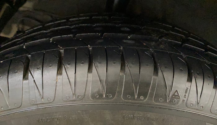 2021 KIA SONET HTK PLUS 1.2, Petrol, Manual, 10,324 km, Right Rear Tyre Tread