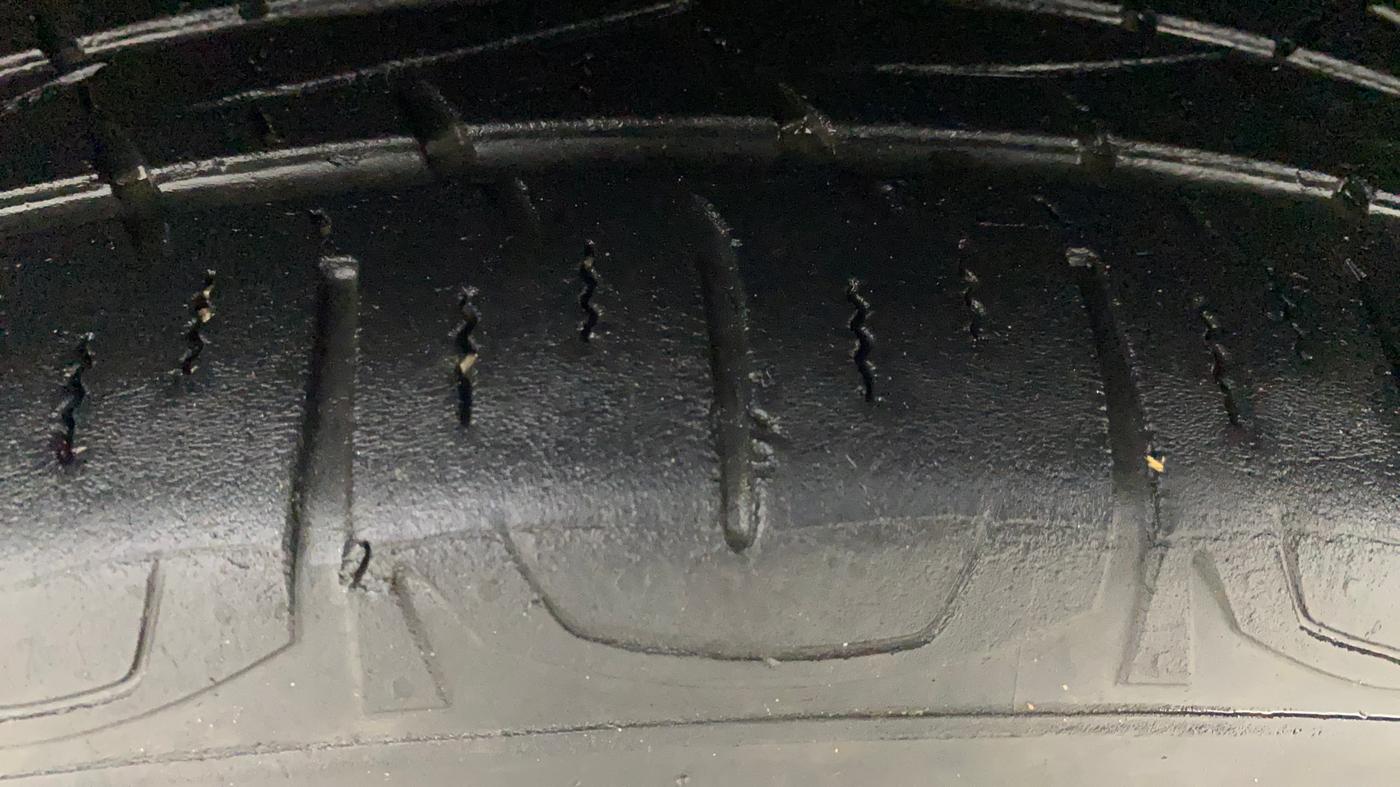 2018 Jeep Compass LIMITED 2.0 DIESEL, Diesel, Manual, 82,106 km, Left Front Tyre Tread