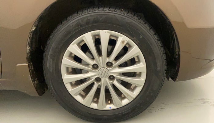 2015 Maruti Ciaz ZDI SHVS, Diesel, Manual, 77,169 km, Right Front Wheel