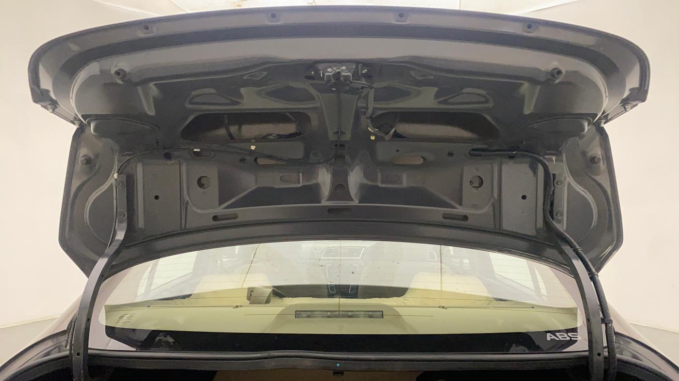 2015 Maruti Ciaz ZDI SHVS, Diesel, Manual, 77,169 km, Boot Door Open