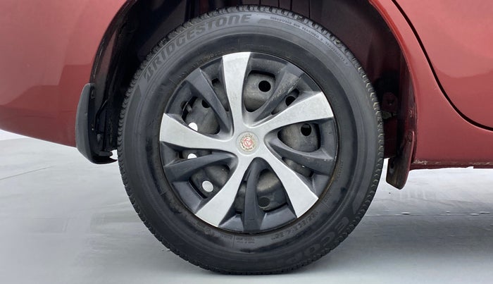 2017 Maruti Dzire VXI, Petrol, Manual, 43,489 km, Right Rear Wheel