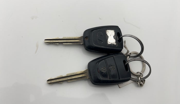 2014 Hyundai Grand i10 MAGNA 1.2 KAPPA VTVT, CNG, Manual, 72,710 km, Key Close Up