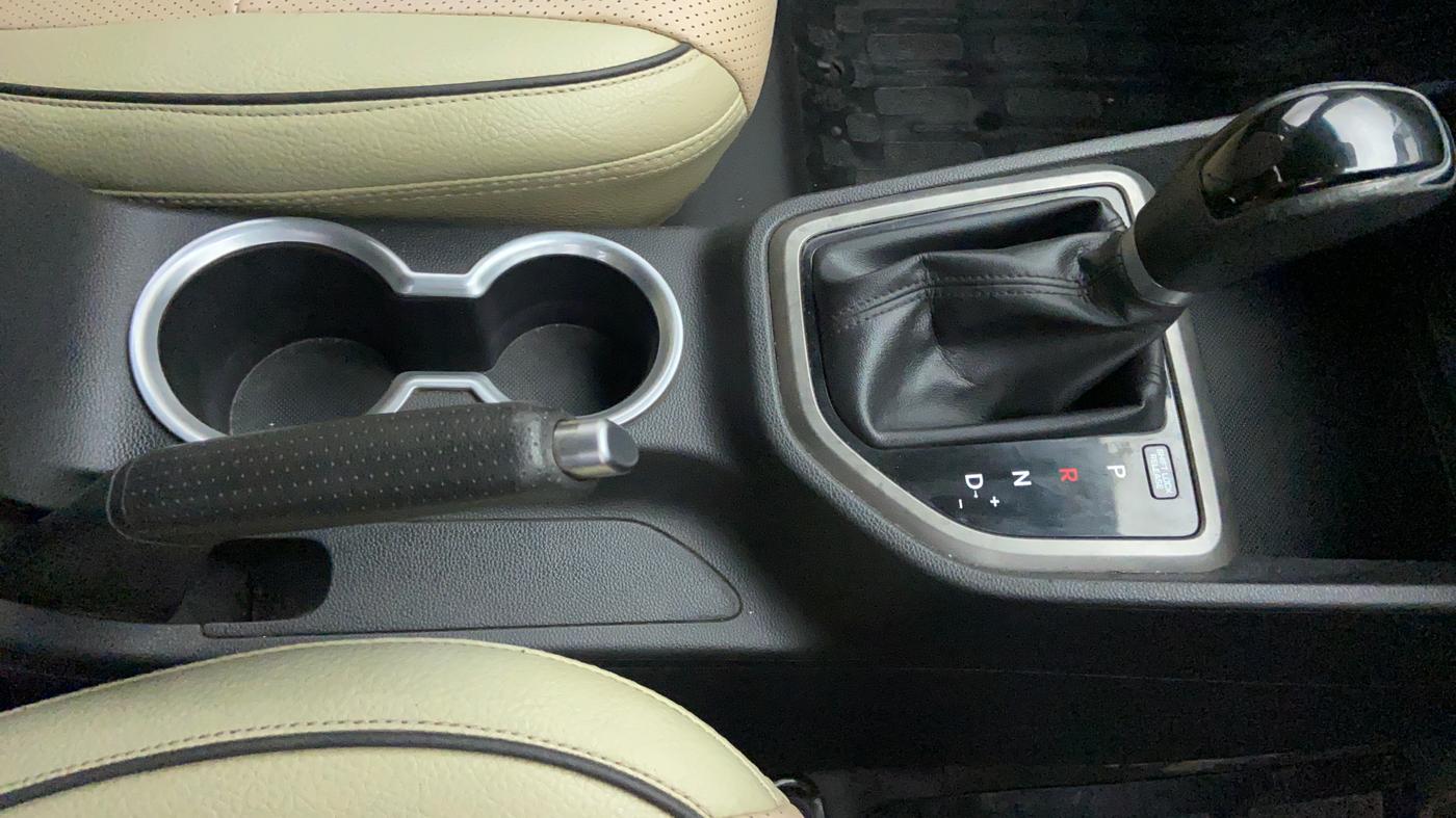2016 Hyundai Creta 1.6 SX PLUS AUTO PETROL, Petrol, Automatic, 77,427 km, Gear Lever