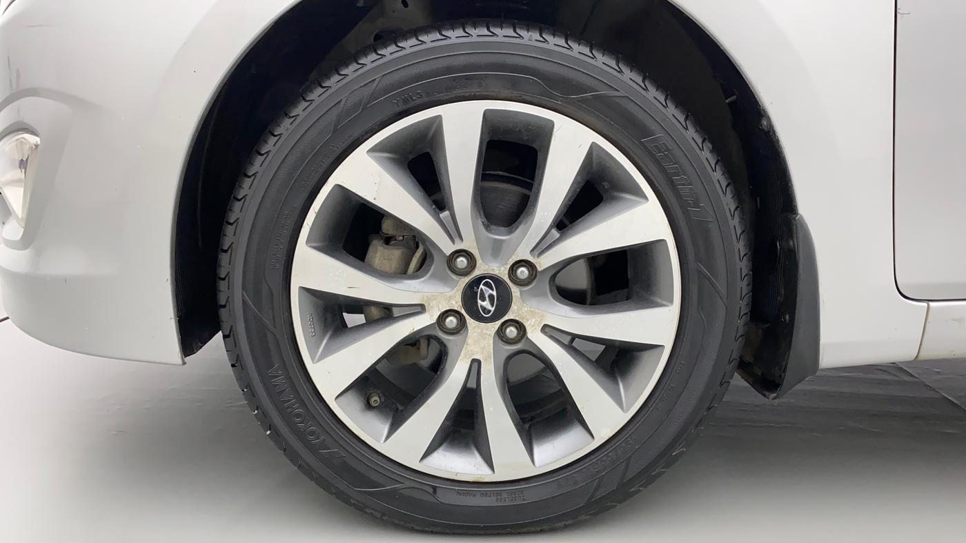 2015 Hyundai Verna FLUIDIC 1.6 CRDI S(O) 4S, Diesel, Manual, 1,01,566 km, Left Front Wheel