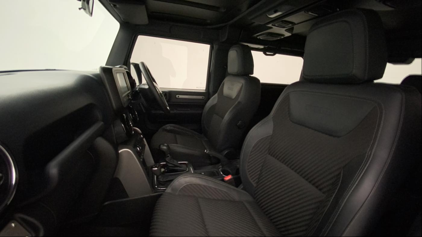 2022 Mahindra Thar LX PETROL HT 4WD AT, Petrol, Automatic, 20,952 km, Right Side Front Door Cabin