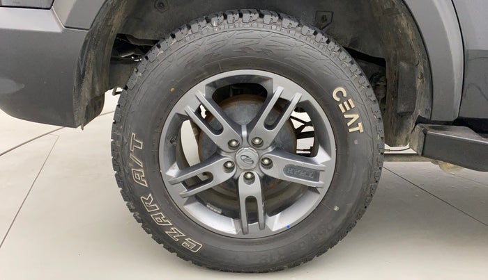 2022 Mahindra Thar LX PETROL HT 4WD AT, Petrol, Automatic, 20,952 km, Right Rear Wheel