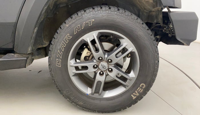2022 Mahindra Thar LX PETROL HT 4WD AT, Petrol, Automatic, 20,952 km, Right Front Wheel