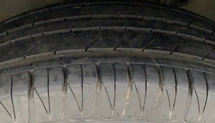 2014 Honda City 1.5L I-VTEC SV, Petrol, Manual, 86,391 km, Left Front Tyre Tread