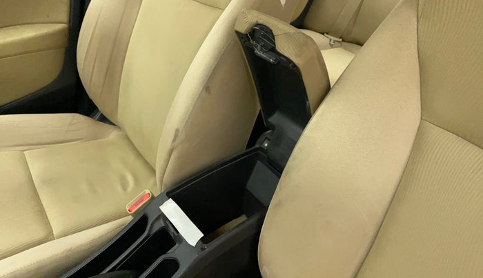 2014 Honda City 1.5L I-VTEC SV, Petrol, Manual, 86,391 km, Front left seat (passenger seat) - Armrest has minor damage
