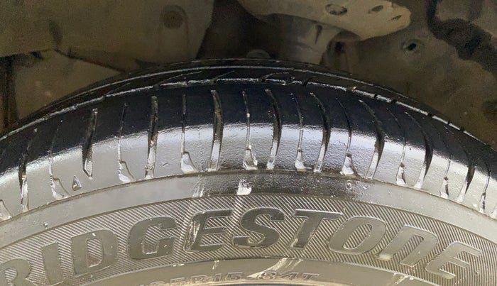 2015 Honda Jazz 1.2L I-VTEC V AT, Petrol, Automatic, 70,929 km, Left Front Tyre Tread