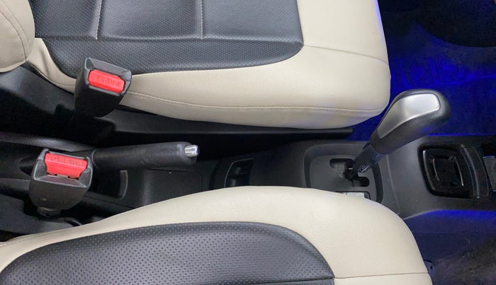 2016 Maruti Wagon R 1.0 VXI AMT, Petrol, Automatic, 45,667 km, Gear Lever