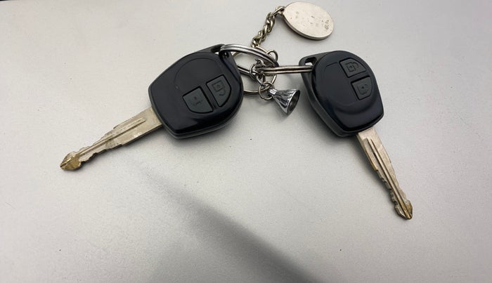 2016 Maruti Wagon R 1.0 VXI AMT, Petrol, Automatic, 45,667 km, Key Close Up