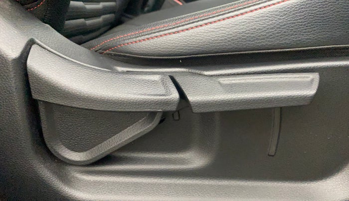 2023 KIA SONET GTX PLUS 1.0 DCT, Petrol, Automatic, 23,801 km, Driver Side Adjustment Panel