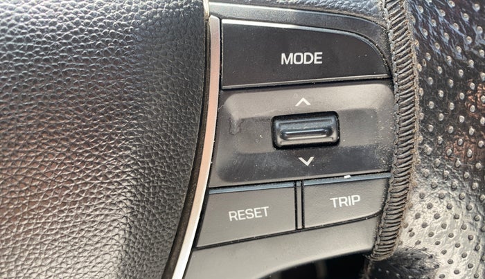 2017 Hyundai Elite i20 ASTA 1.2, Petrol, Manual, 54,347 km, Adaptive Cruise Control