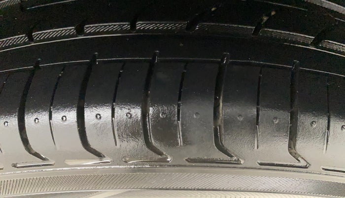 2017 Hyundai Elite i20 ASTA 1.2, Petrol, Manual, 54,347 km, Left Rear Tyre Tread