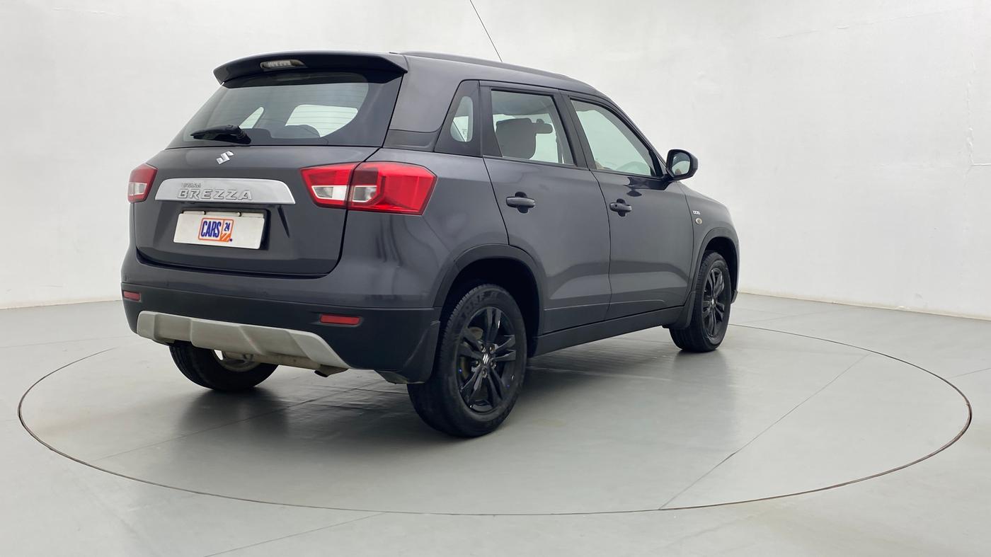 2018 Maruti Vitara Brezza ZDI, Diesel, Manual, 1,54,828 km, Right Back Diagonal (45- Degree) View