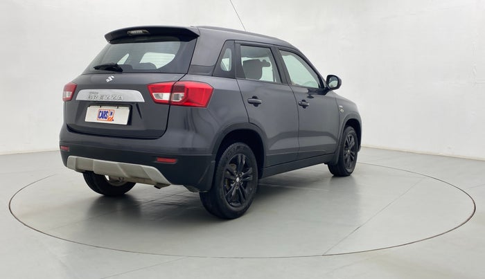 2018 Maruti Vitara Brezza ZDI, Diesel, Manual, 1,54,828 km, Right Back Diagonal (45- Degree) View