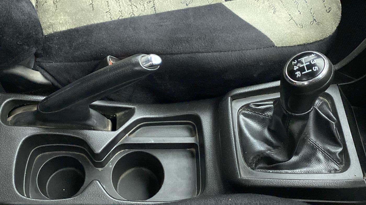 2018 Maruti Vitara Brezza ZDI, Diesel, Manual, 1,54,828 km, Gear Lever