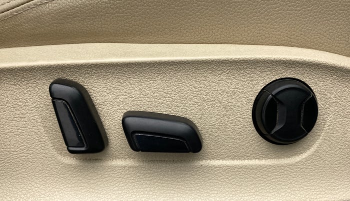 2013 Volkswagen Jetta HIGHLINE TDI AT, Diesel, Automatic, 99,423 km, Electrically Adjustable Driver's Seat