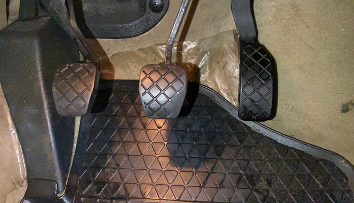 2021 Volkswagen Vento HIGHLINE 1.0L TSI, Petrol, Manual, 67,451 km, Pedals