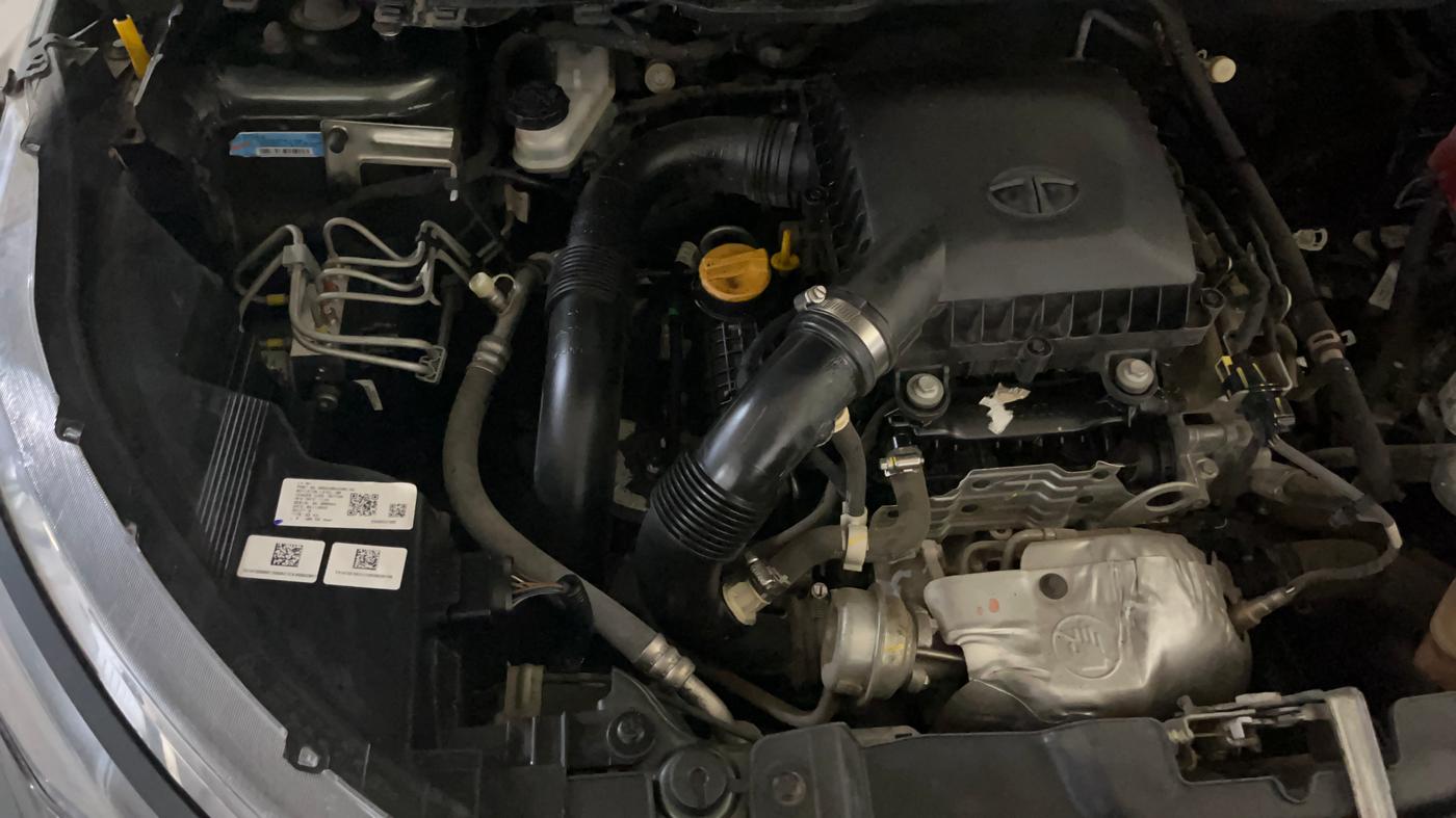 2022 Tata NEXON XM SUNROOF PETROL, Petrol, Manual, 22,474 km, Engine View - Right